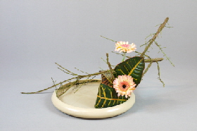 Ohara-Ikebana Freie Form